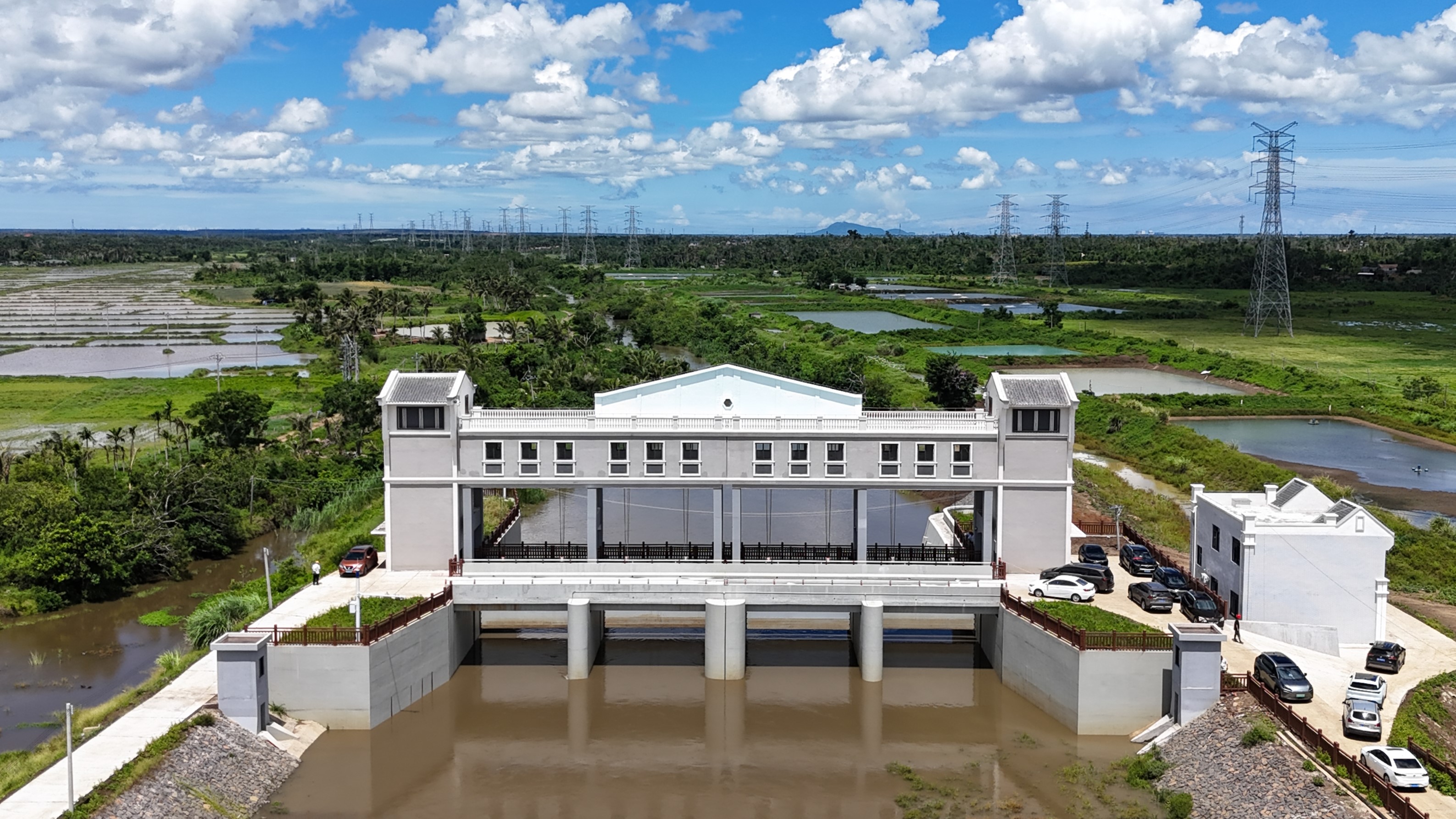 6、墩友水閘上游